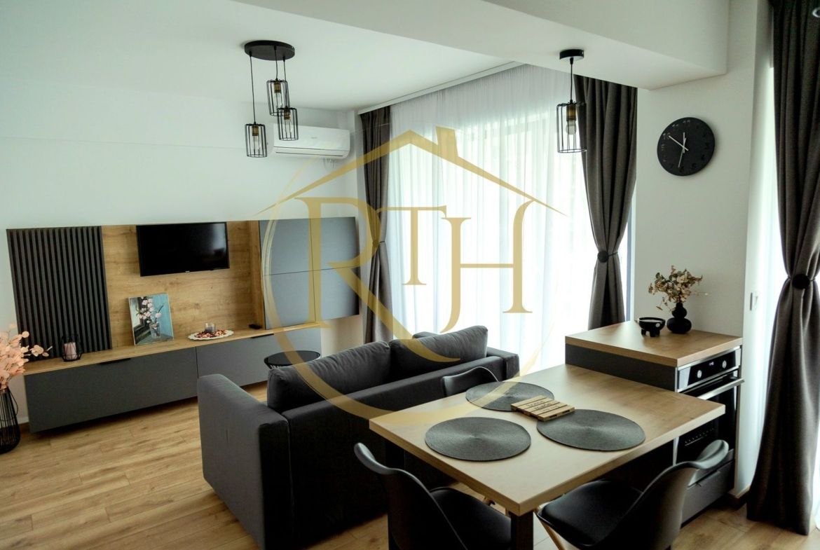 Oferim spre inchiriere apartament cu 3 camere, totul Nou, zona Lipovei,Bloc Nou