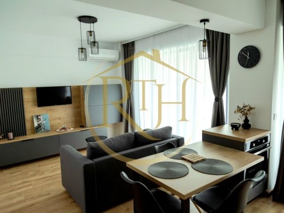 Oferim spre inchiriere apartament cu 3 camere, totul Nou, zona Lipovei,Bloc Nou