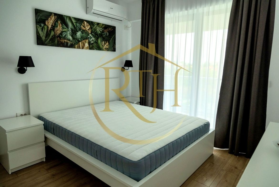 Oferim spre inchiriere apartament cu 3 camere, totul Nou, zona Lipovei,Bloc Nou