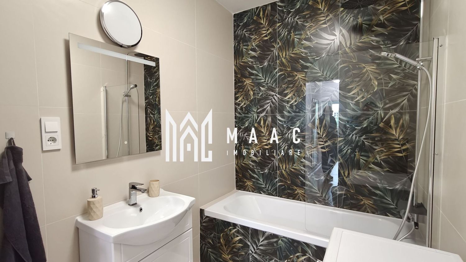 Apartament 3 camere | C. Șurii Mici | 70 mp, 2 băi, parcare