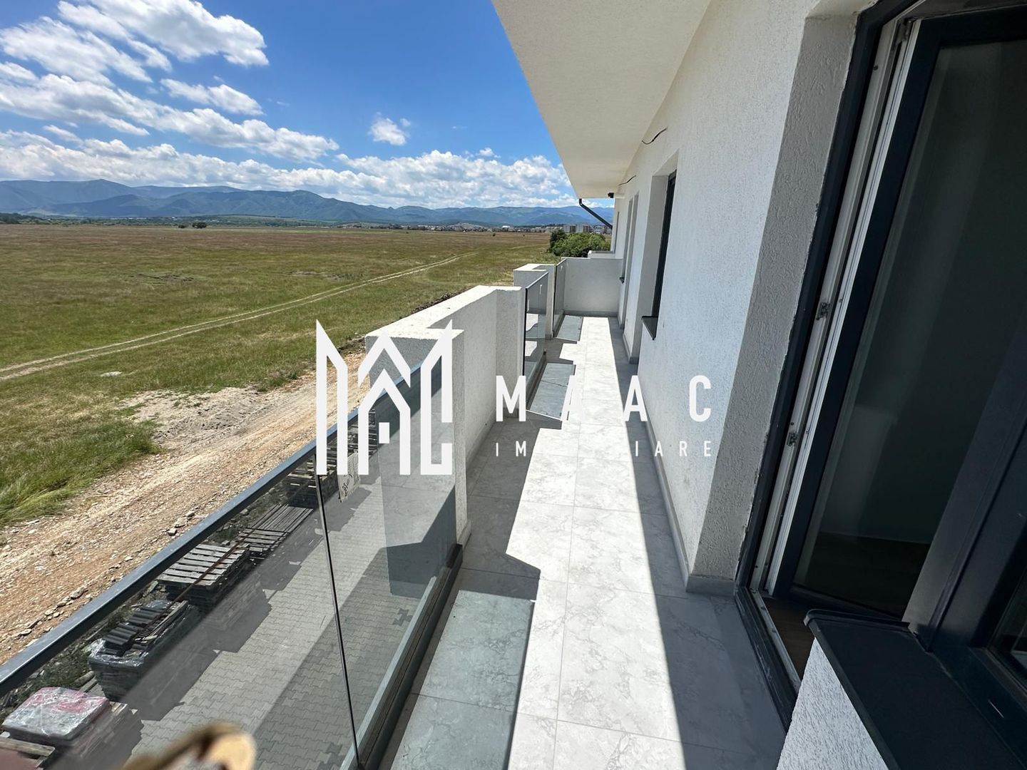 Apartament 3 camere | Doamna Stanca, Selimbar | 65,75 mp, parcare