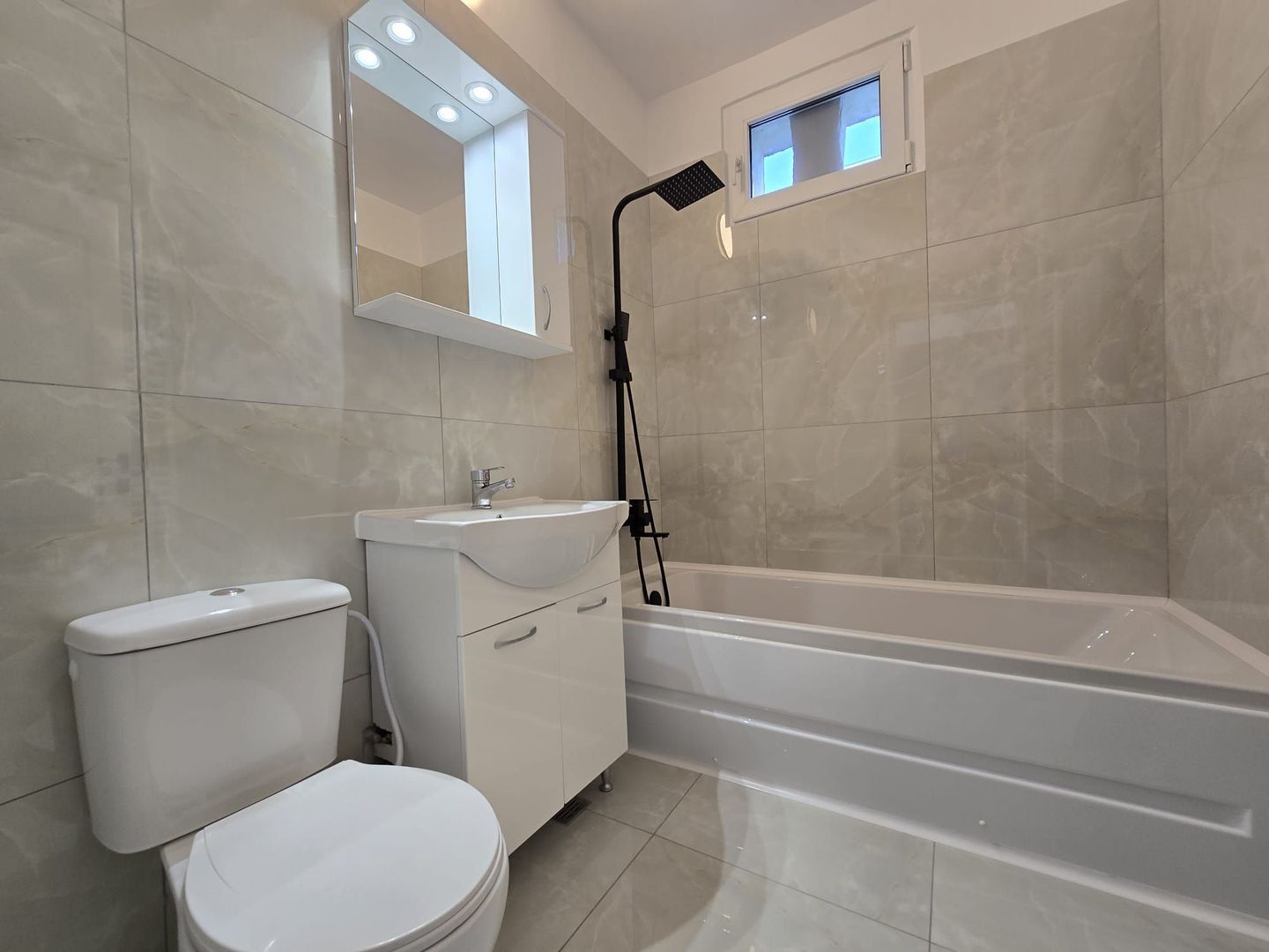 anBn-10860 Ion Mihalache Clabucet apartament 2 camere de vanzare