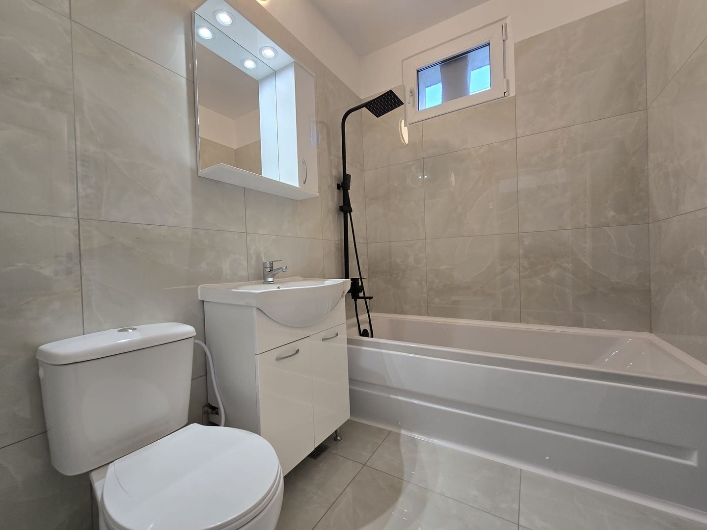 anBn-10868 Ion Mihalache Clabucet apartament 2 camere de vanzare