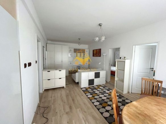 3 camere open space, Modern, Europa, Eugen Ionesco