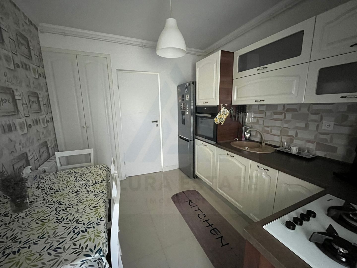 Apartament 3 camere 76 mp +PARCARE SUBTERANA