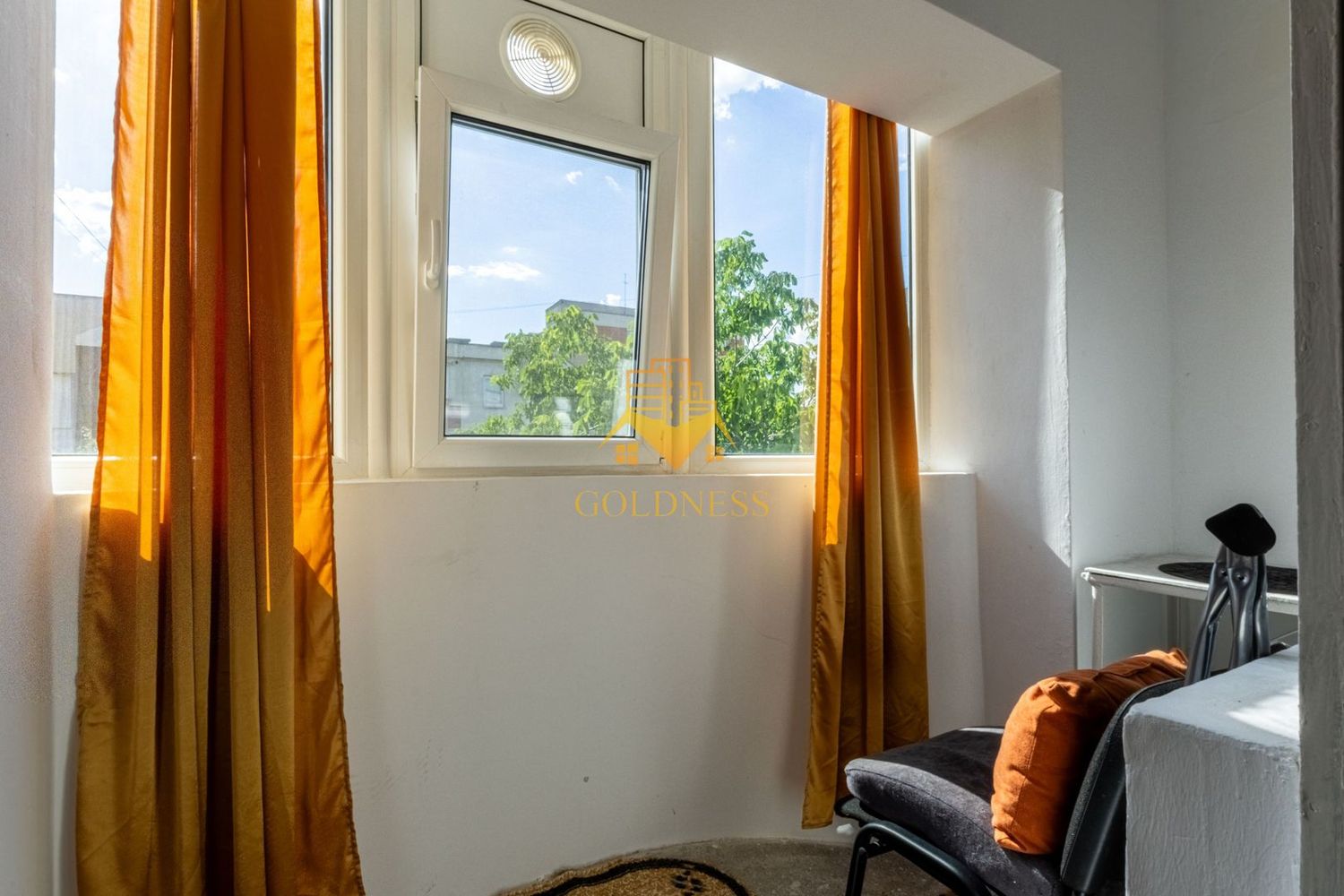 Garsoniera, 25mp+balcon, Manastur str. Almasului Zona Kaufland