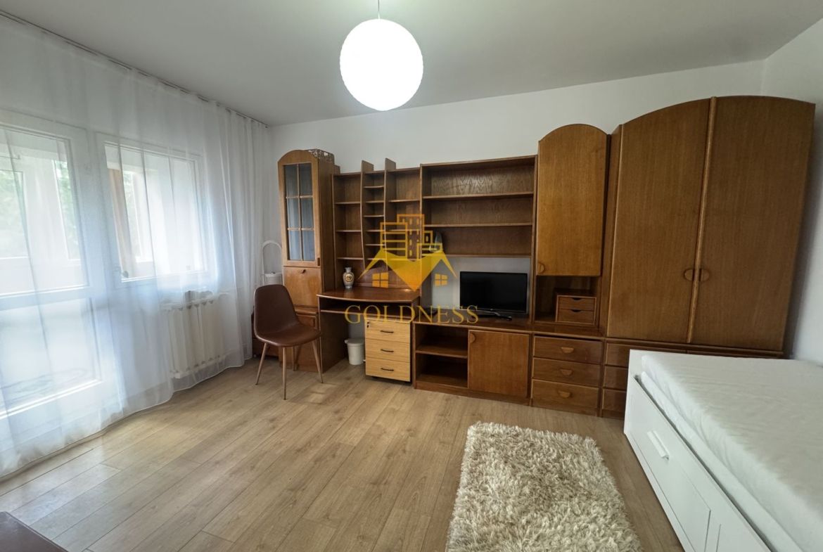 Garsoniera, 25mp+balcon, Manastur str. Almasului Zona Kaufland