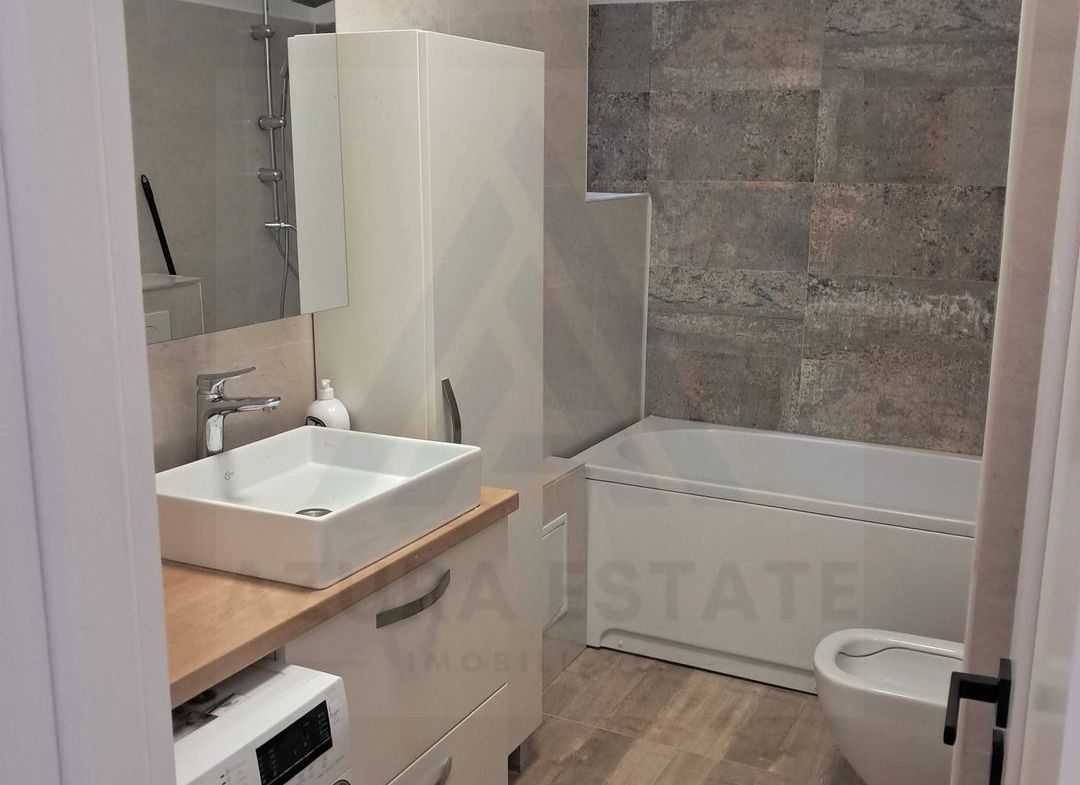 Apartament 2 camere decomandat 71 mp utili  etaj 1 in zona Centrala
