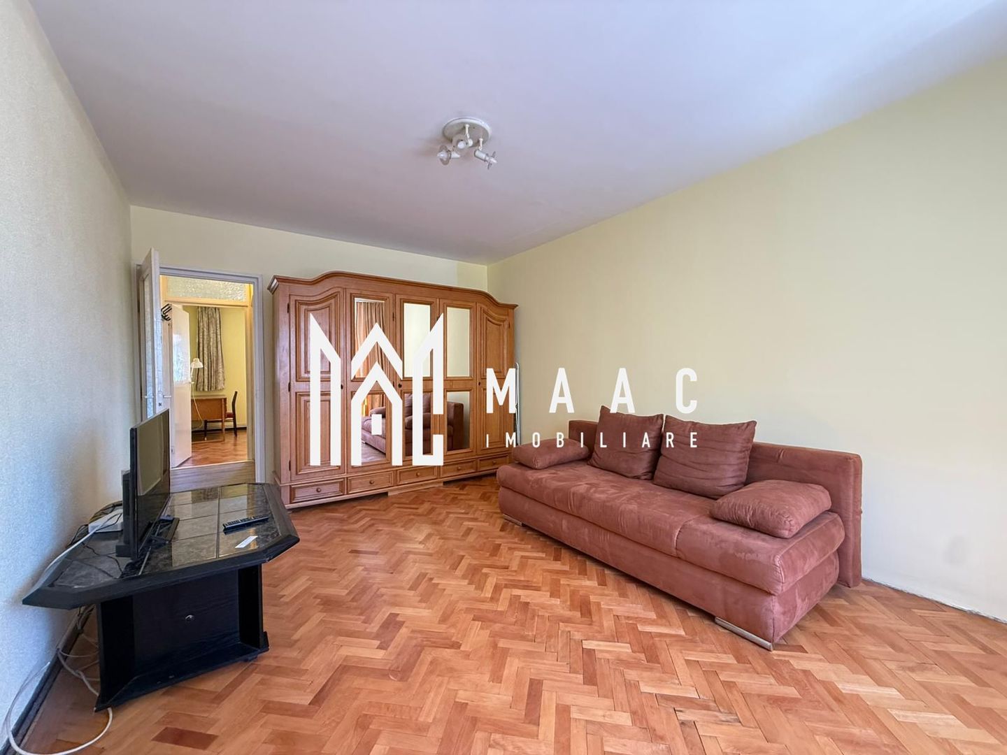 Apartament 2 camere | Balcon | Decomandat | Calea Dumbravii