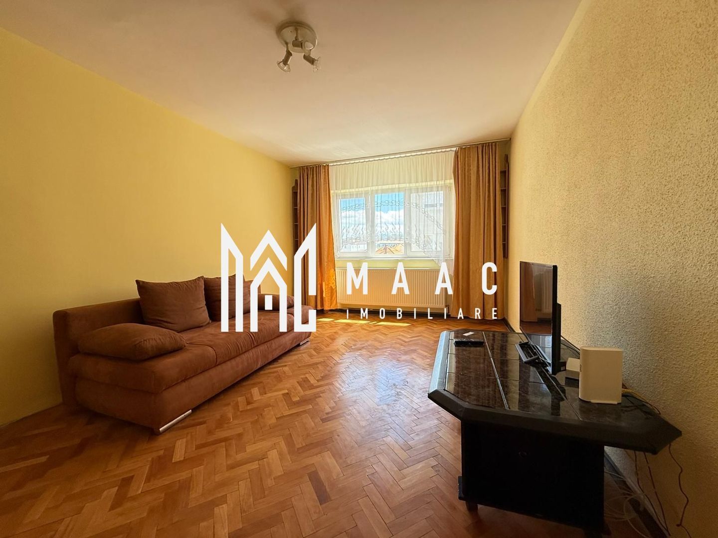 Apartament 2 camere | Balcon | Decomandat | Calea Dumbravii