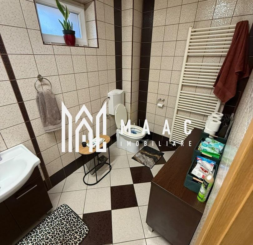 Casă de vânzare 4 camere | Lupeni, Sibiu | 141 mp utili, teren 676 mp