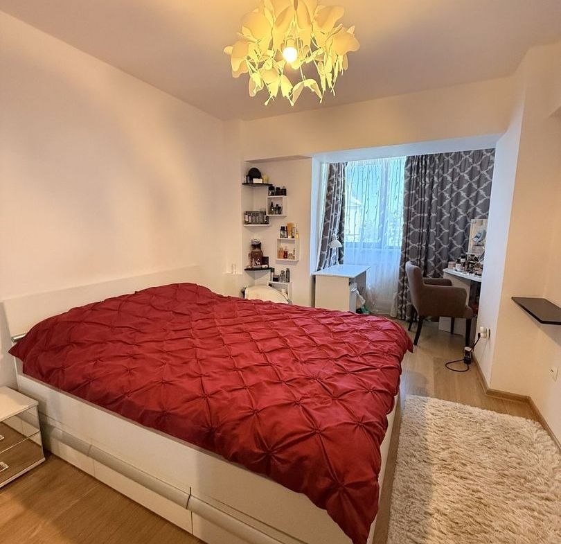 Apartament 4 camere, Strada Domnească