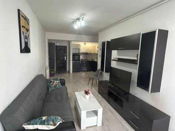 Apartament modern 47 mp utili complet mobilat zona Doamna Stanca