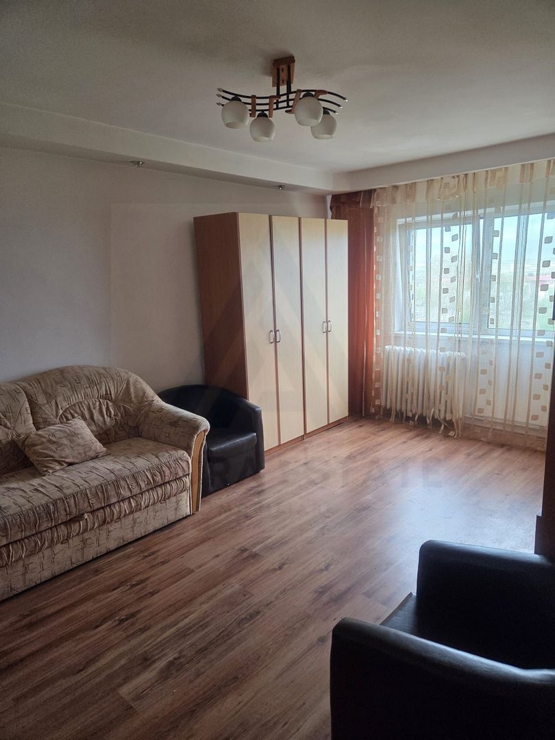 Apartament 2 camere decomandat 52 mp balcon si pivnita in Vasile Aaron