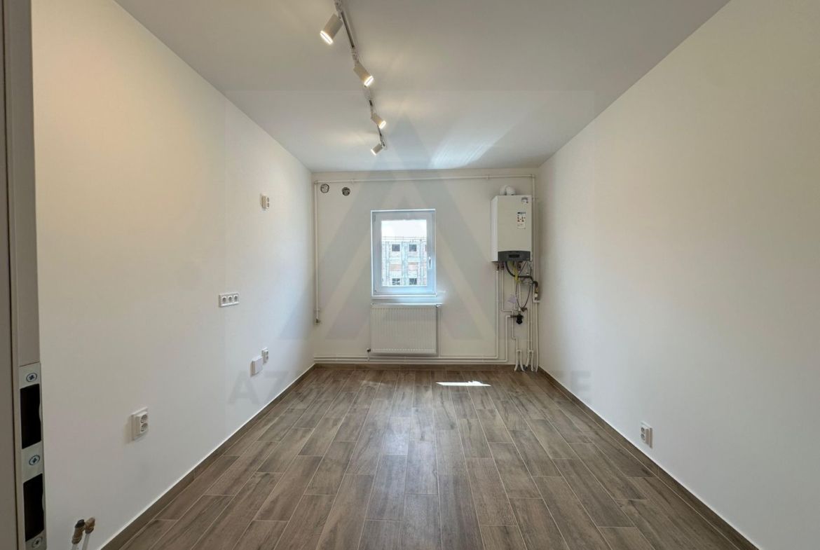 Apartament 3 camere 64 mp utili 2 bai etaj 1 complet renovat Strand