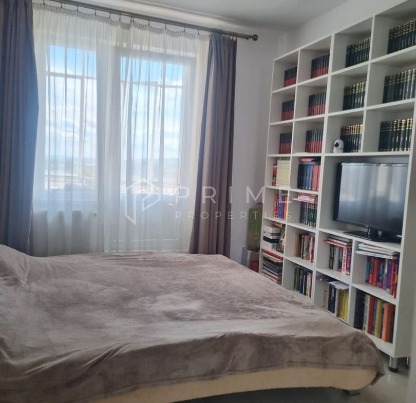 Apartament spațios cu 3 camere | Cartier Unirii
