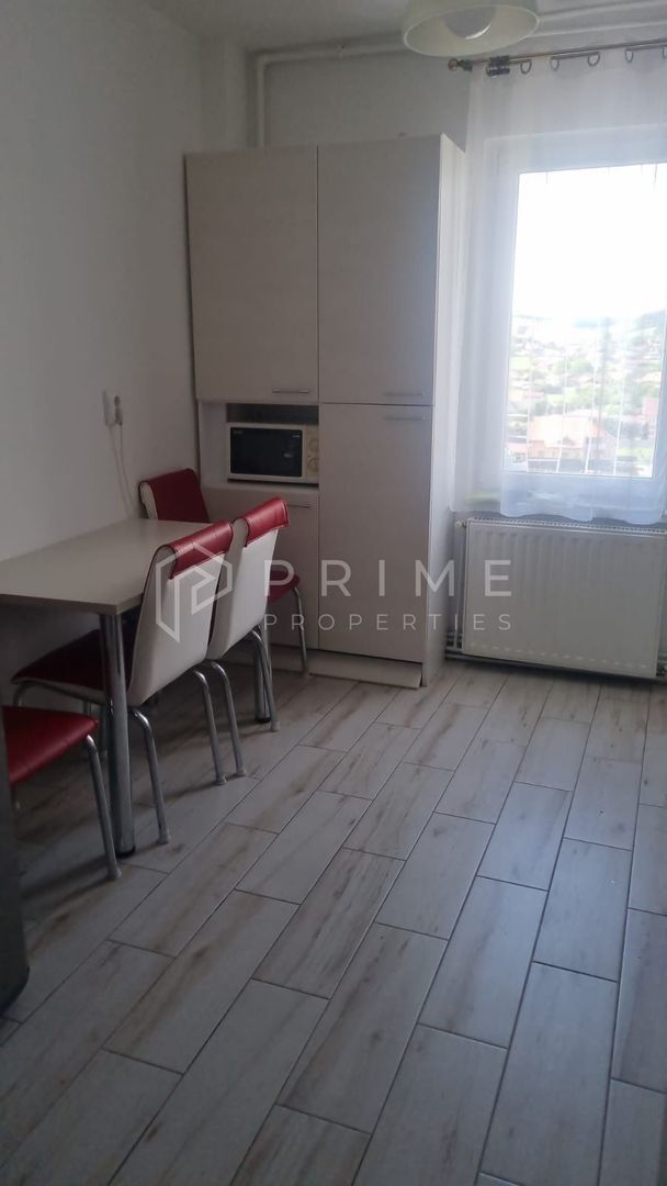 Apartament spațios cu 3 camere | Cartier Unirii