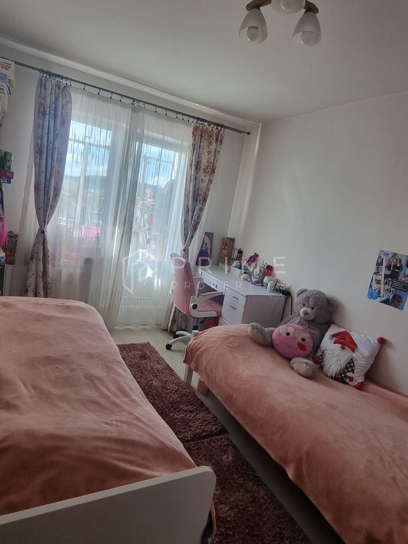 Apartament spațios cu 3 camere | Cartier Unirii