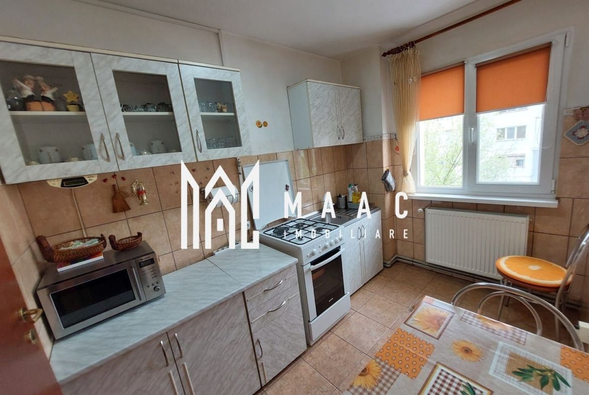 Apartament 3 camere semidecomandat | Orșova Central | 64 mp, etaj 3