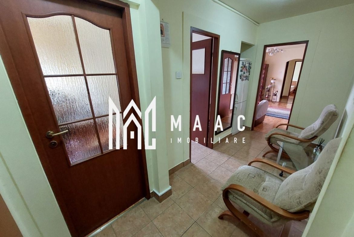 Apartament 3 camere semidecomandat | Orșova Central | 64 mp, etaj 3