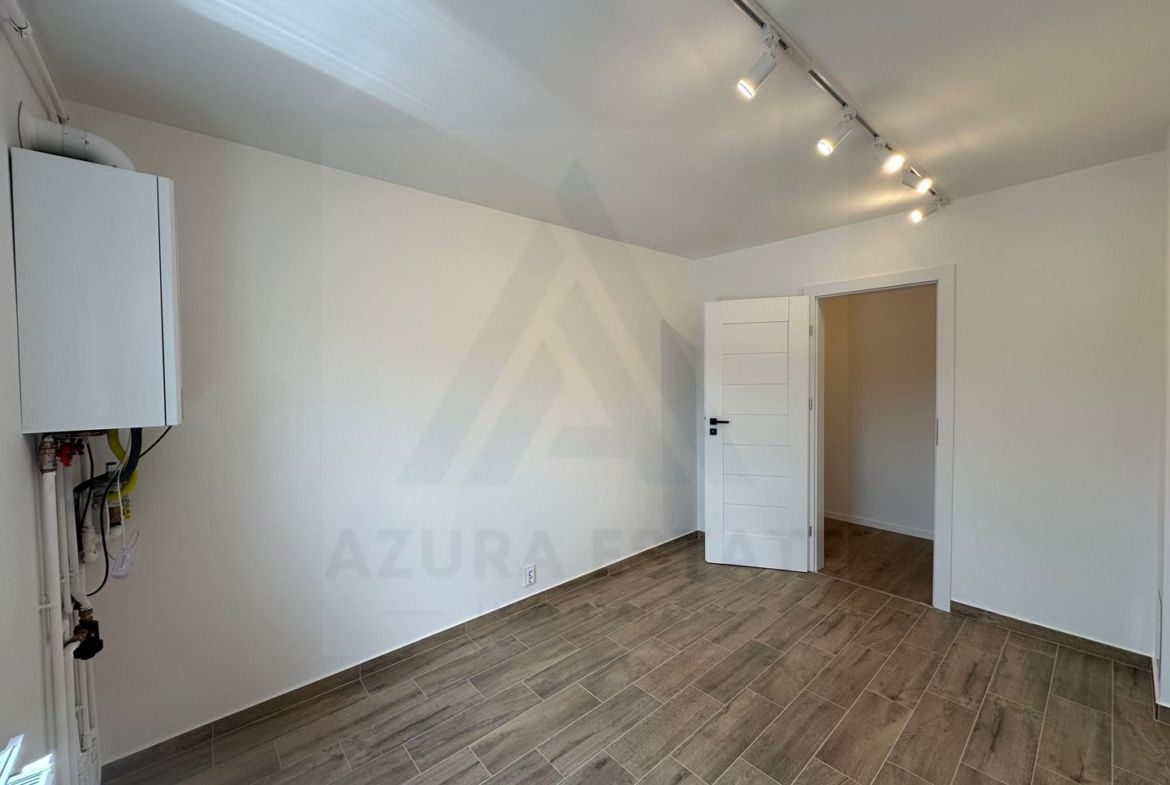 Apartament 3 camere 64 mp utili 2 bai etaj 1 complet renovat Strand