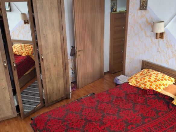 Apartament 3 camere 2 băi debara și parcare subterană în zona Terezian