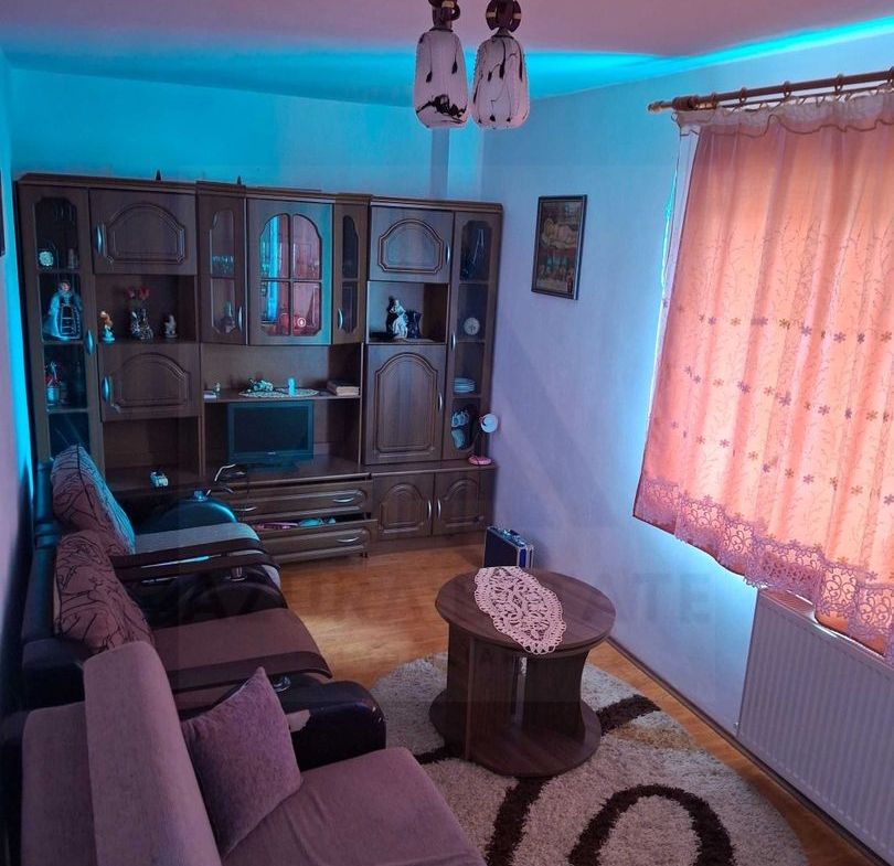 Apartament 3 camere 2 băi debara și parcare subterană în zona Terezian