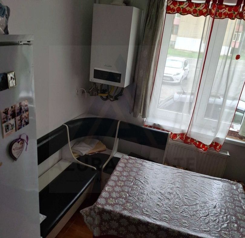Apartament 3 camere 2 băi debara și parcare subterană în zona Terezian