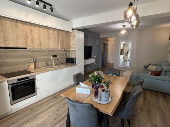 Apartament modern 3 camere etajul 1 si 2 locuri de parcare in Selimbar