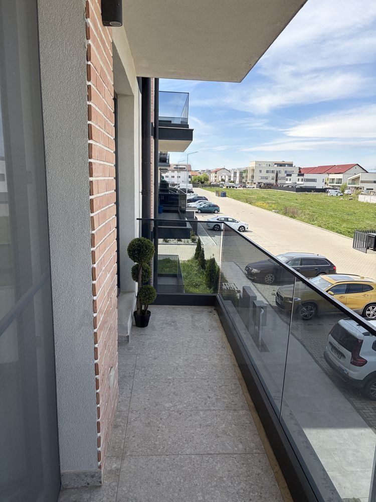 Apartament modern 3 camere etajul 1 si 2 locuri de parcare in Selimbar