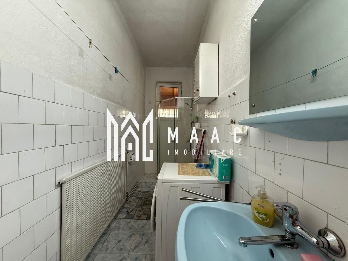 anBn-1233 Casă 3 Camere | Curte 400 MP | Zonă Centrală