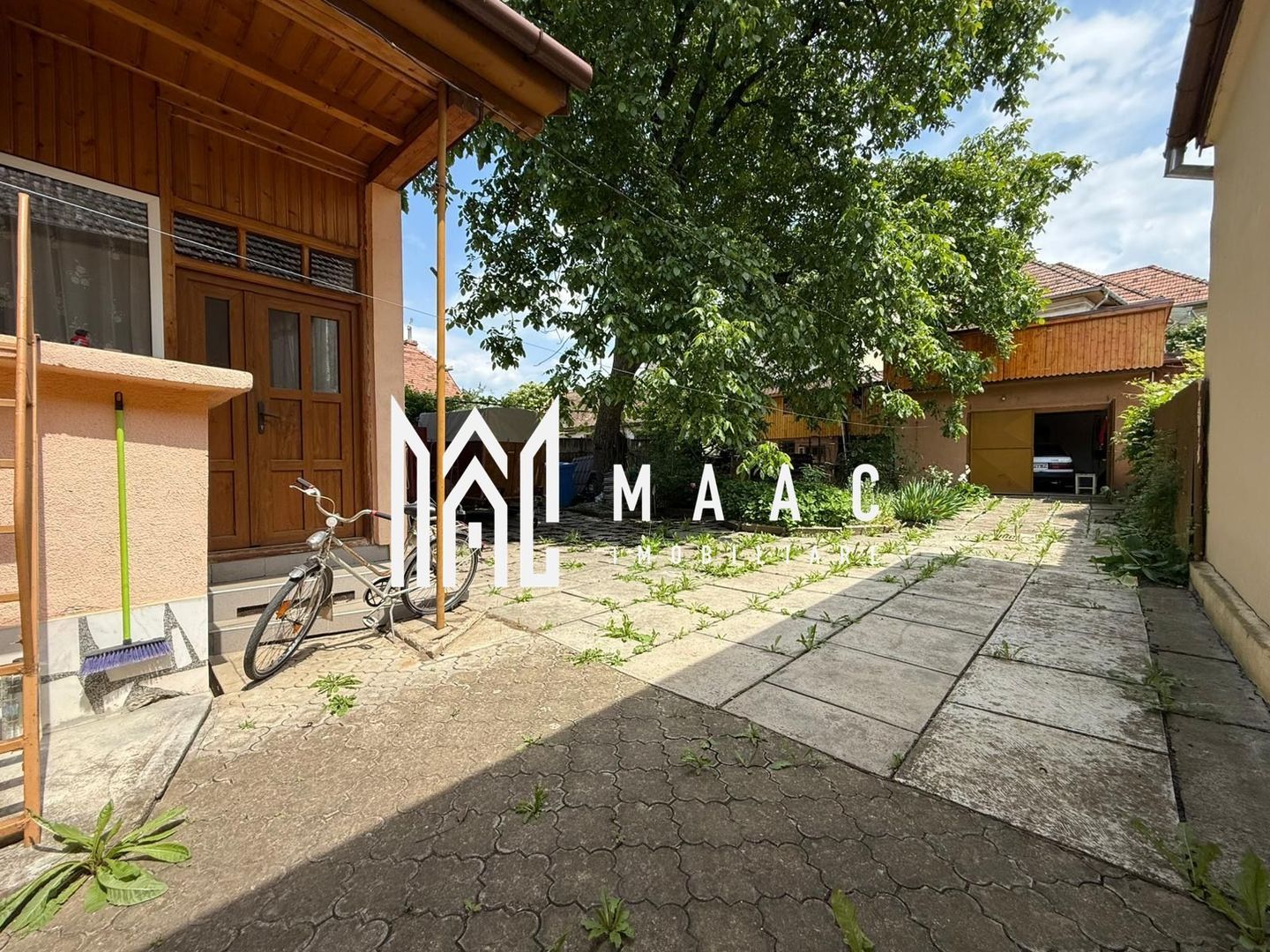 anBn-1235 Casă 3 Camere | Curte 400 MP | Zonă Centrală