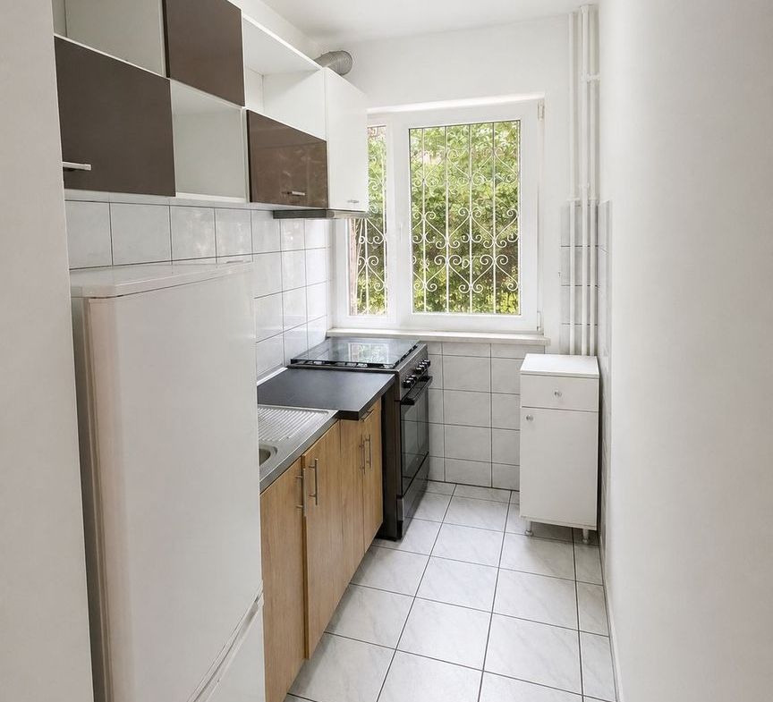 Apartament 2 camere, parter înalt, mobilat și utilat complet
