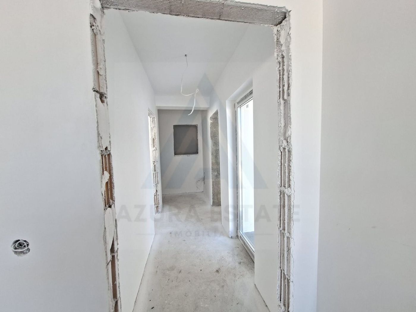 Casa moderna 3 camere P+1 curte privata libera 170 mp in Arhitectilor