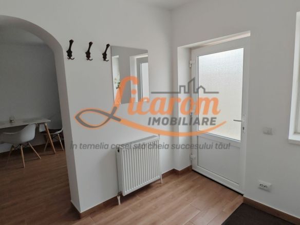 Casa 3 camere individuala SanpetrU,mobilata si utilata,128900 euro.