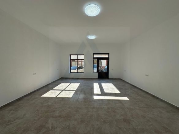 Spatiu comercial 86,8 mp utili vitrina stradala zona Ultracentrala