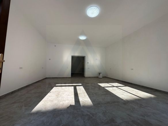 Spatiu comercial 86,8 mp utili vitrina stradala zona Ultracentrala