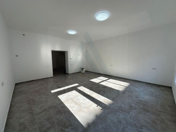 Spatiu comercial 86,8 mp utili vitrina stradala zona Ultracentrala