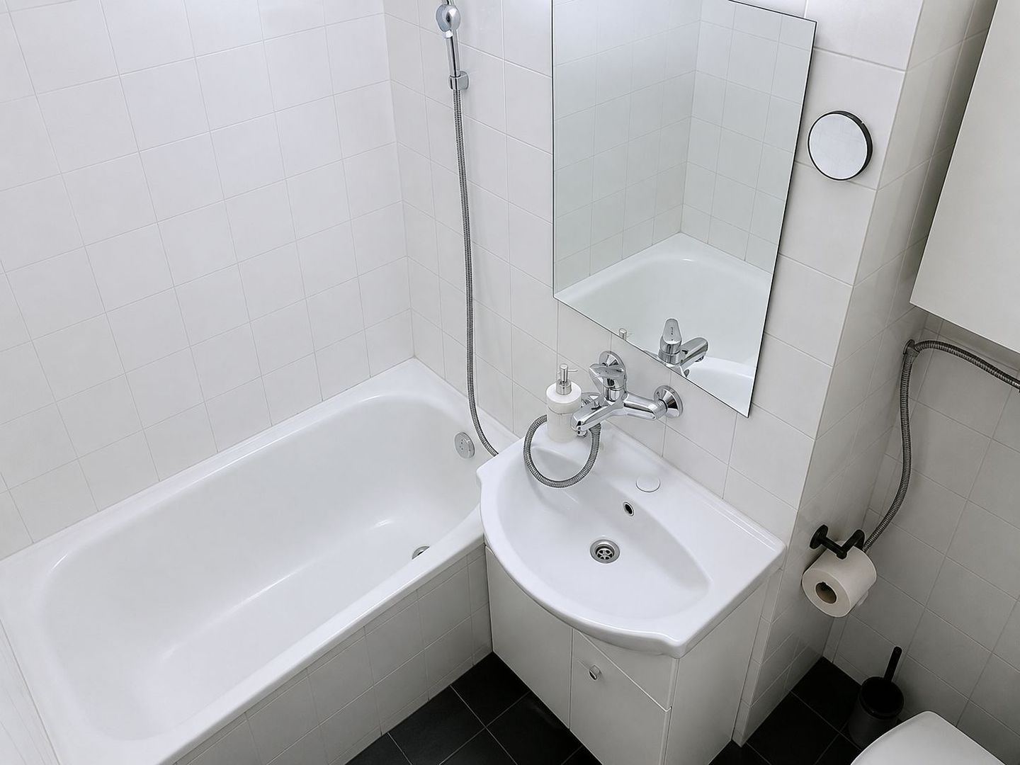 Apartament cu 2 camere de închiriat în Dacia – Locație excelentă