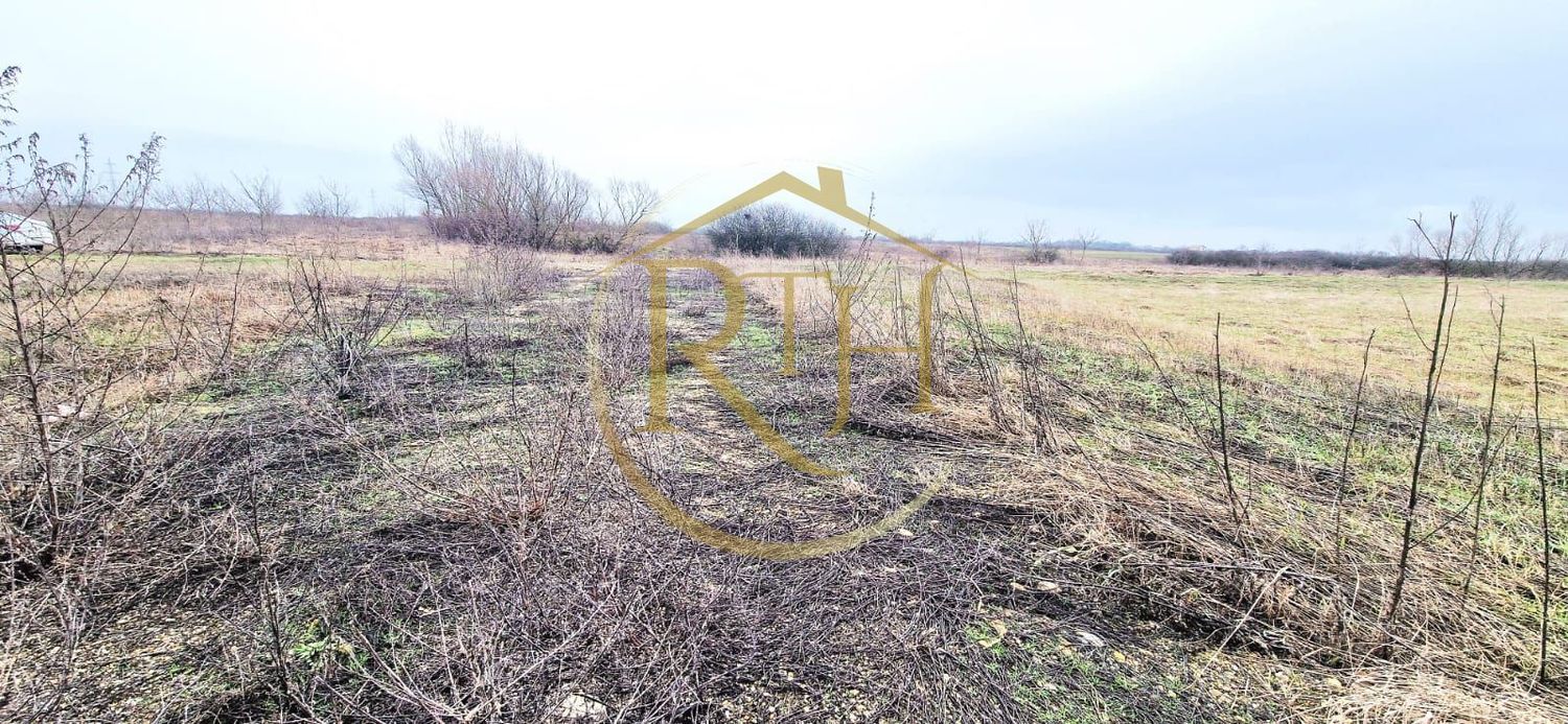 De vanzare parcele teren intravilan in Urseni  pentru constructii rezidentiale.