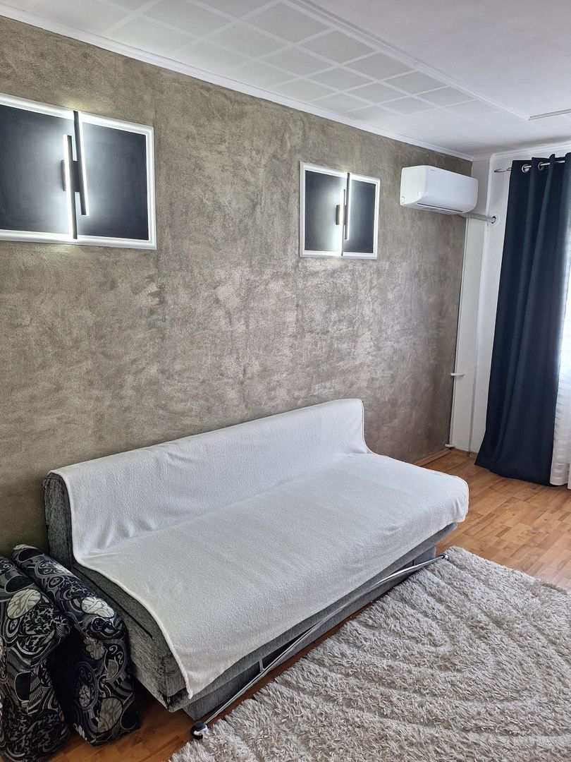 Regim hotelier, 2 camere, Micro 17, 200 lei/noapte