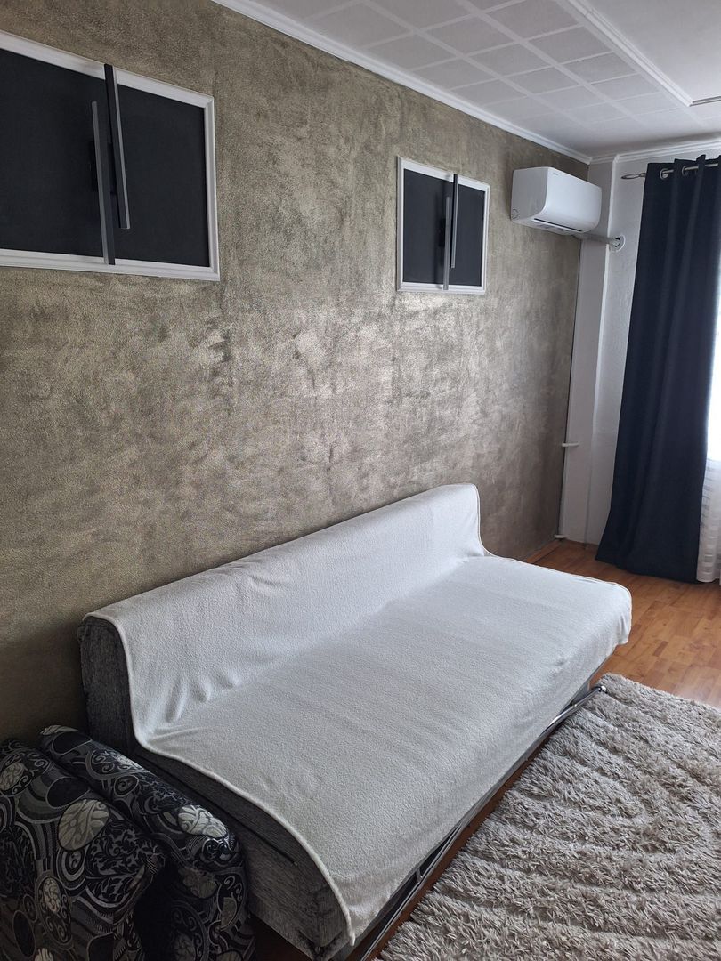 Regim hotelier, 2 camere, Micro 17, 200 lei/noapte