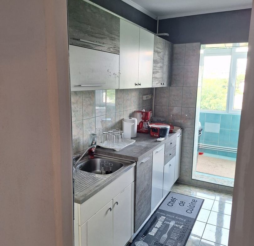 Regim hotelier, 2 camere, Micro 17, 200 lei/noapte