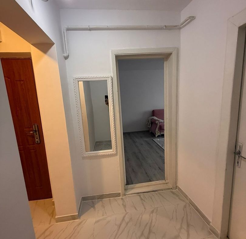 De vanzare apartament cu 2 camere, etaj 4/4, recent renovat, 33.000 euro