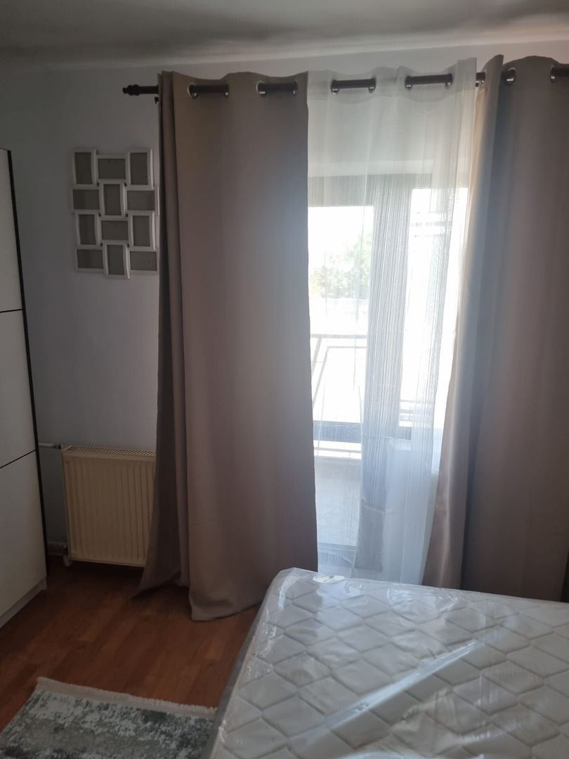 De inchiriat apartament cu 3 camere, zona Garii, etaj 3, 490 euro negociabi