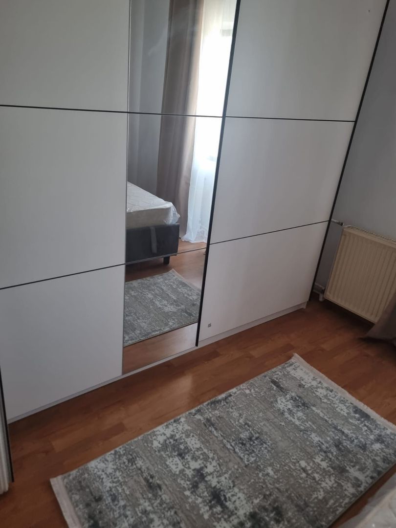 De inchiriat apartament cu 3 camere, zona Garii, etaj 3, 490 euro negociabi