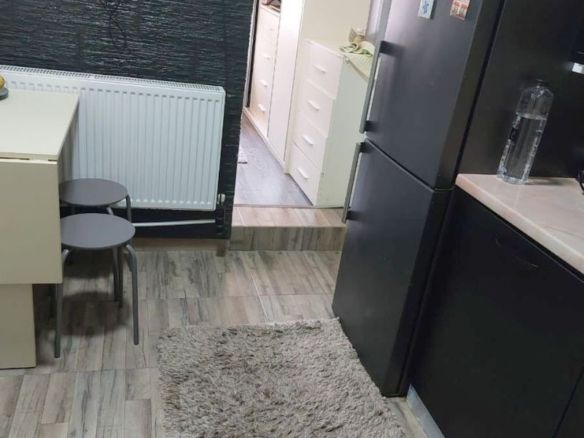 De vanzare garsoniera micro 40, la C-uri, parter, 33.500 euro negociabil