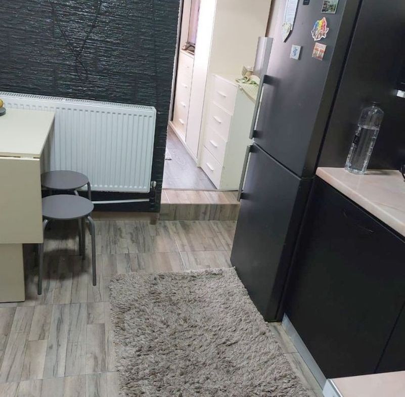 De vanzare garsoniera micro 40, la C-uri, parter, 33.500 euro negociabil