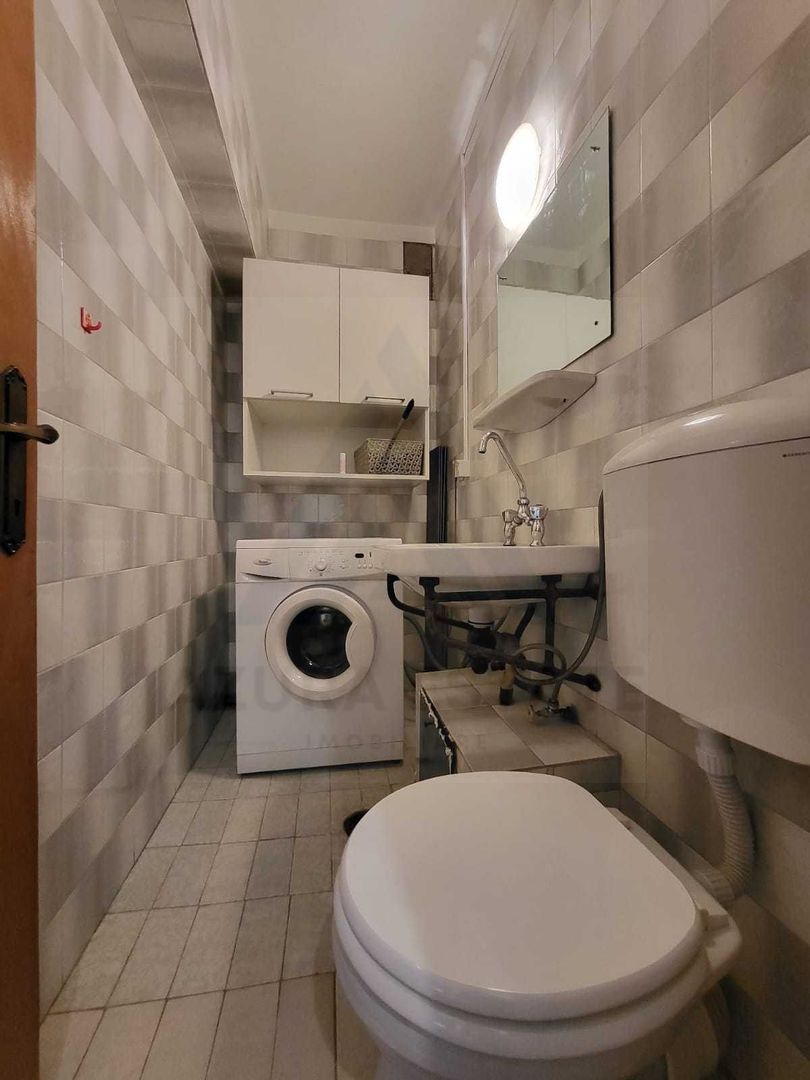 anBn-13270 Apartament renovat 3 camere 2 bai 85 mp utili in zona Centrala
