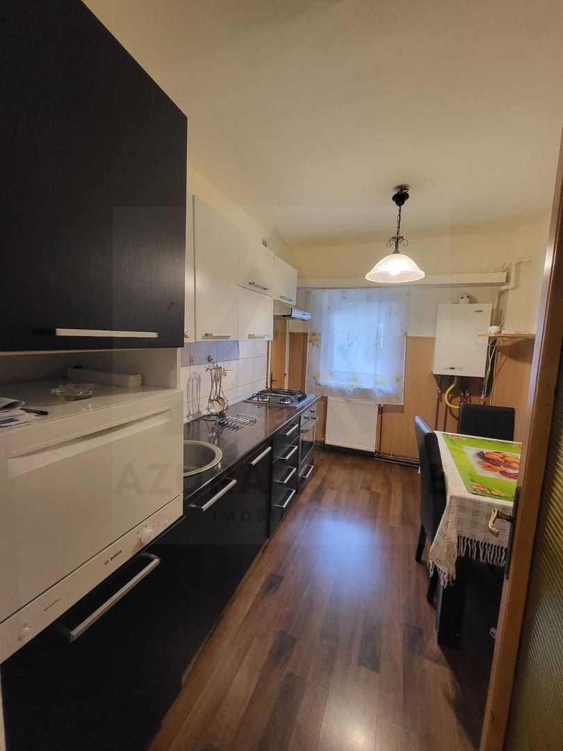 anBn-13272 Apartament renovat 3 camere 2 bai 85 mp utili in zona Centrala